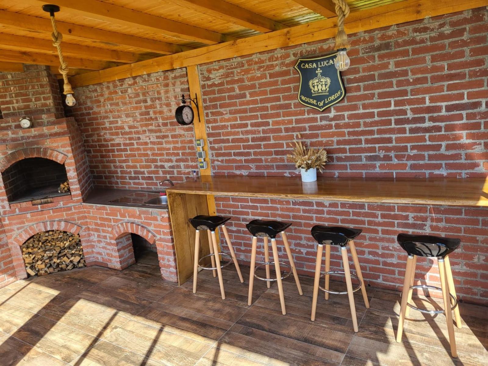 Casa Lucan บราชอฟ ภายนอก รูปภาพ
